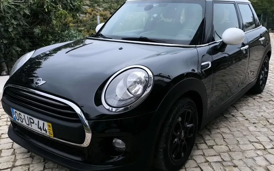 MINI 5 Portas
