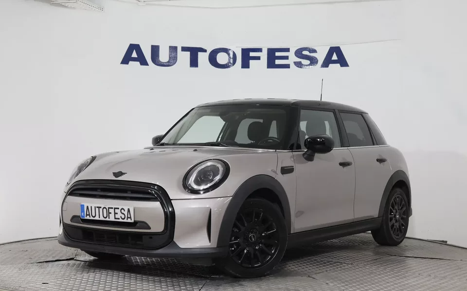 Mini Cooper 1.5i 136CV AUTO 5P # IVA DEDUCIBLE,NAVI,PARKTRONIC