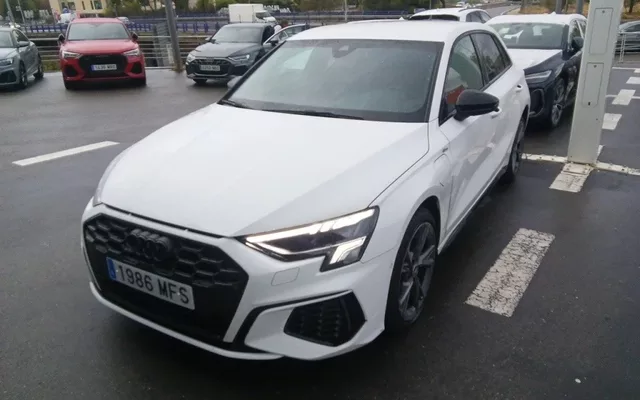 AUDI A3 A3 SB 45 TFSIe Competition Black line edition S tronic - 28900€ en Barcelona