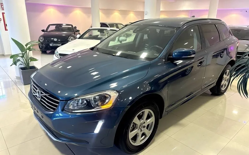VOLVO XC60 Volvo 2.0 D3 Momentum Auto
