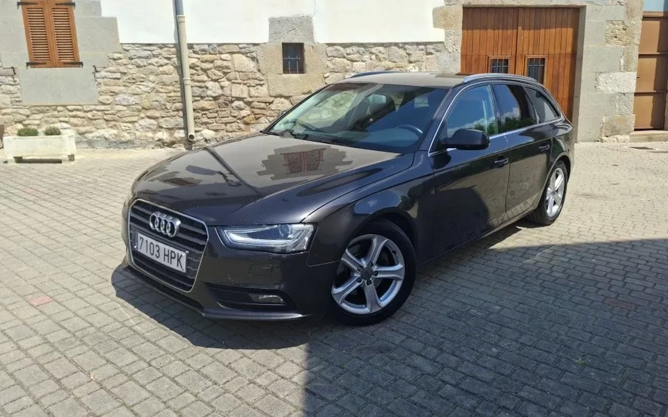AUDI A4 A4 Avant 2.0TDI DPF 136