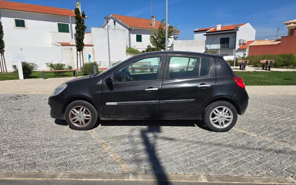 Renault Clio 1.2 16V Rip Curl