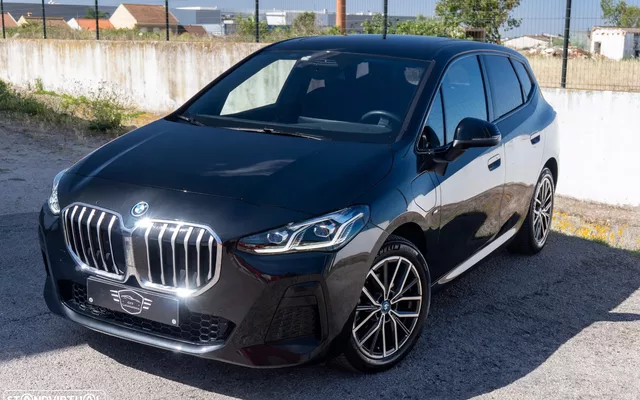 BMW 225xe Active Tourer e xDrive Pack Desportivo M