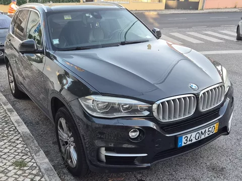 BMW X5 25 d sDrive Comfort 7L