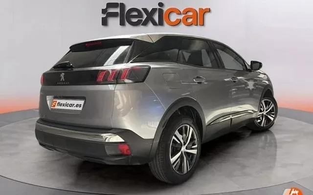 PEUGEOT 3008 3008 1.2 PureTech S&S Allure 130