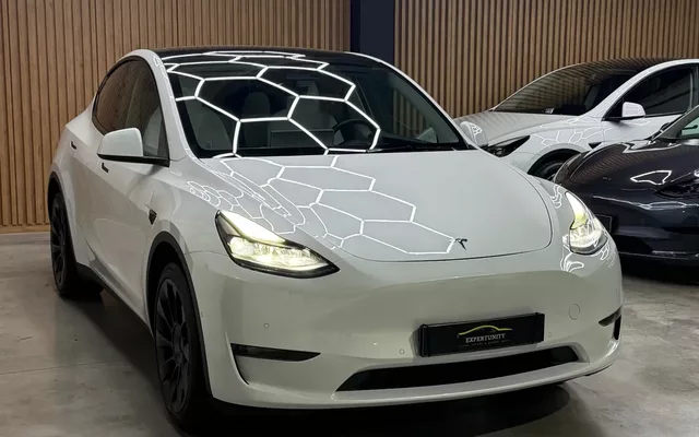 Tesla Model Y Long Range Tração Integral