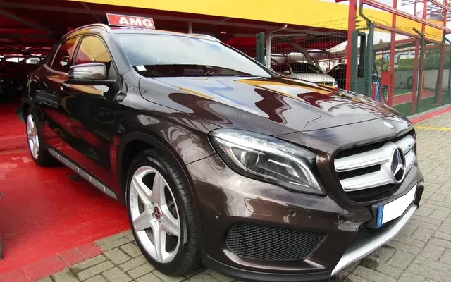 Mercedes-Benz GLA 180 (CDI) d 7G-DCT AMG Line