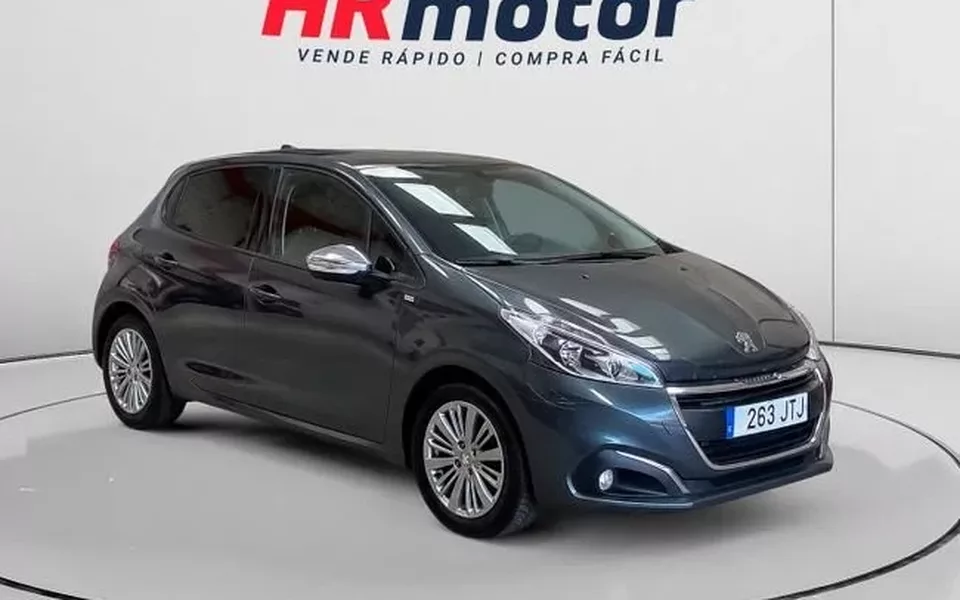 PEUGEOT 208 208 1.2 PureTech Style 82