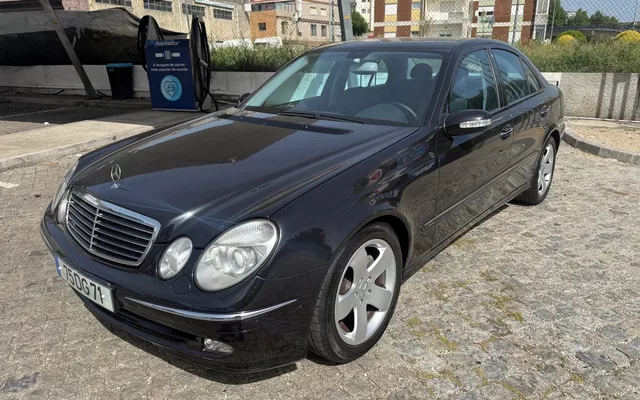Mercedes-Benz E 270