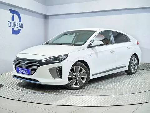 HYUNDAI Ioniq Ioniq HEV 1.6 GDI Tecno - 11790€ en Villares de la reina,