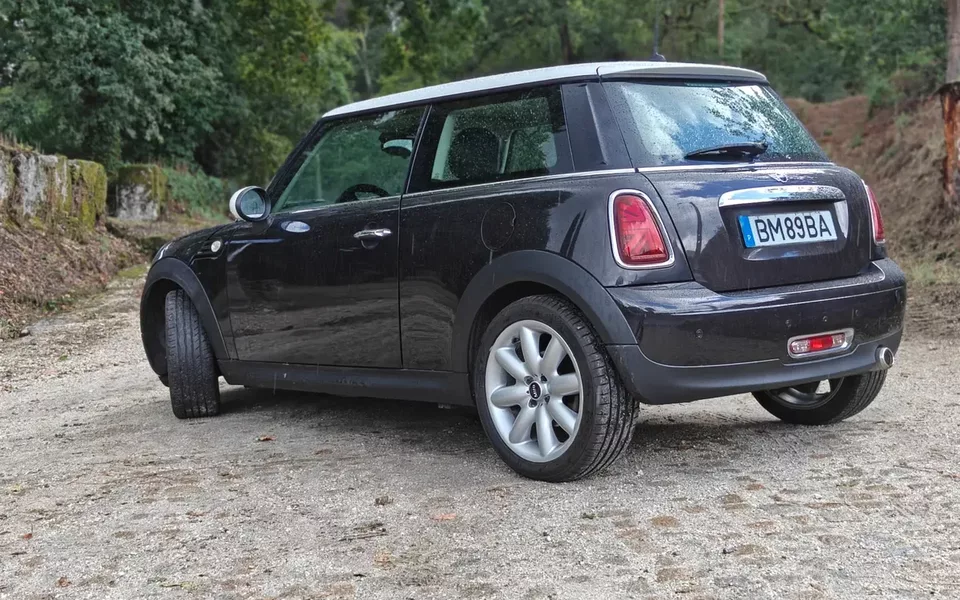 MINI 3 Portas