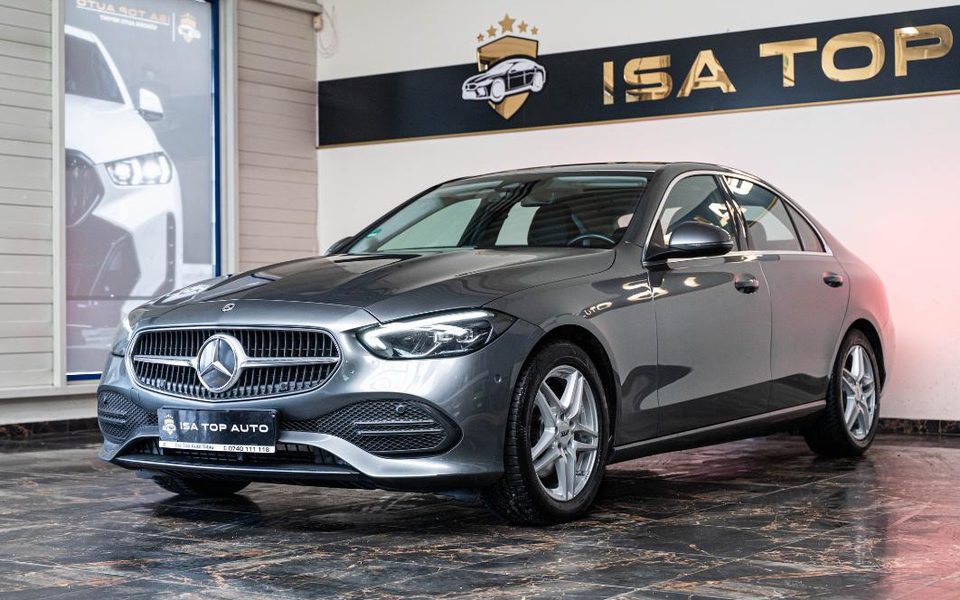 Mercedes-Benz C-Class 2022