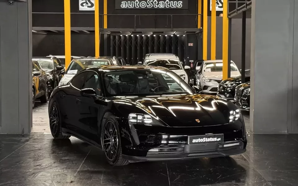 Porsche Taycan Bateria Performance Plus
