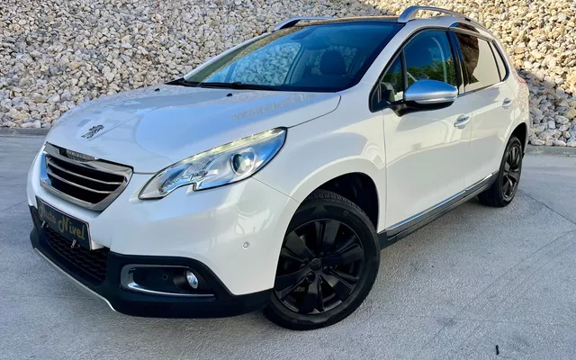 Peugeot 2008 1.2 PureTech Style