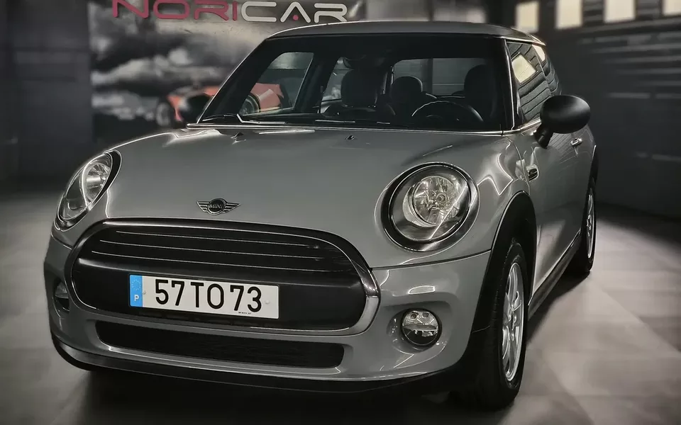 MINI 3 Portas