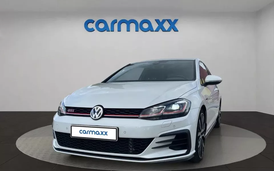 VW Golf 2.0 TSI GTI DSG Performance