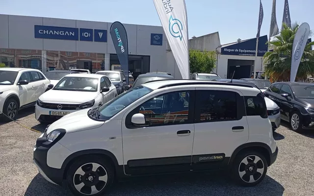 Fiat Panda Pandina 1.0 Hybrid