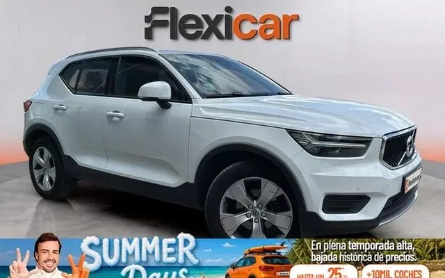 VOLVO XC40 XC40 T2 Momentum Aut.