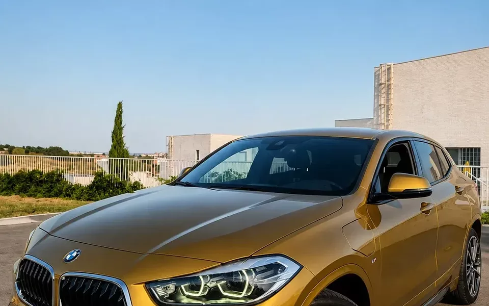 BMW X2 25 e xDrive X Pack M