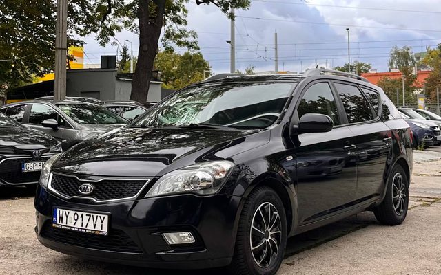 Kia Ceed Polift