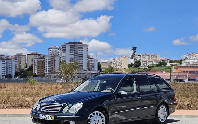 Mercedes-Benz E 270