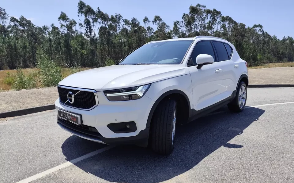 Volvo XC 40 1.5 T2 Momentum Core