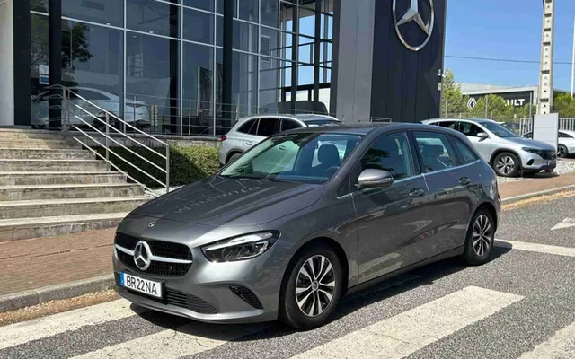 MERCEDES - Classe B - B 180 d