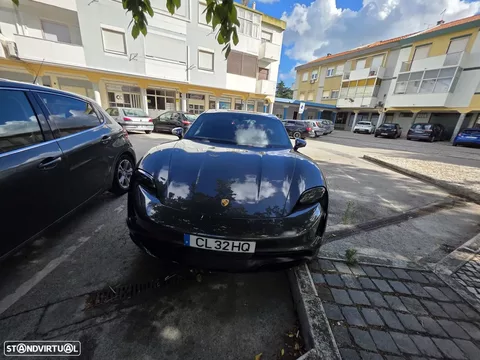 Porsche Taycan 4S Bateria Performance Plus
