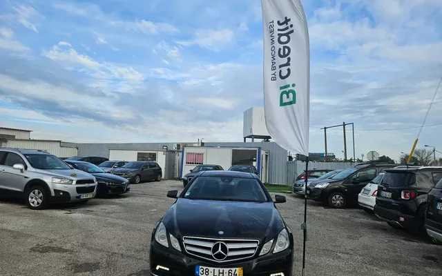 Mercedes-Benz E 250 CDi Avantgarde BlueEfficiency Auto