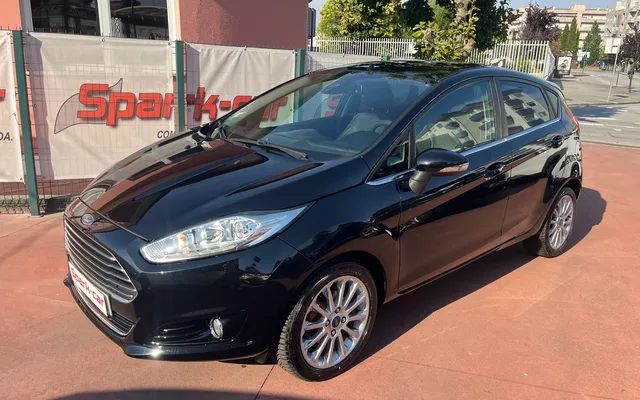 Ford Fiesta 1.0 EcoBoost S&S TITANIUM