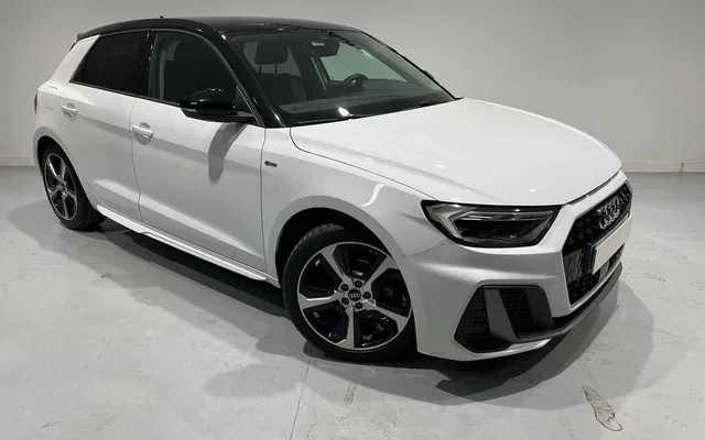 AUDI A1 A1 Sportback 30 TFSI Black line S tronic
