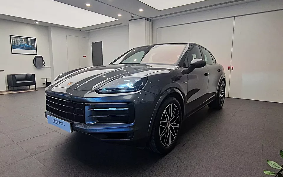 Porsche Cayenne Coupé E-Hybrid