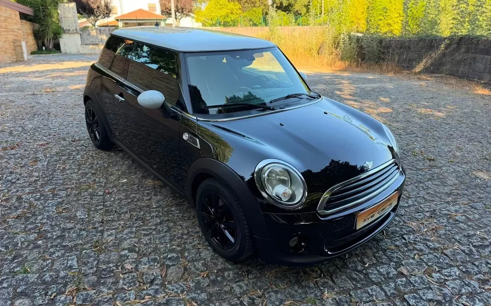 MINI 3 Portas