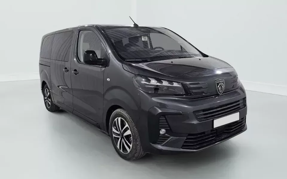 Peugeot Traveller Traveller M Diesel 180 ch Automatique Business Zéro km immatriculé