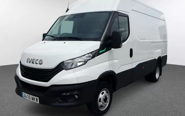 Iveco DAILY 3.0 T 40C 14N V 3520L/H3 13.4 M3 CNG 4P