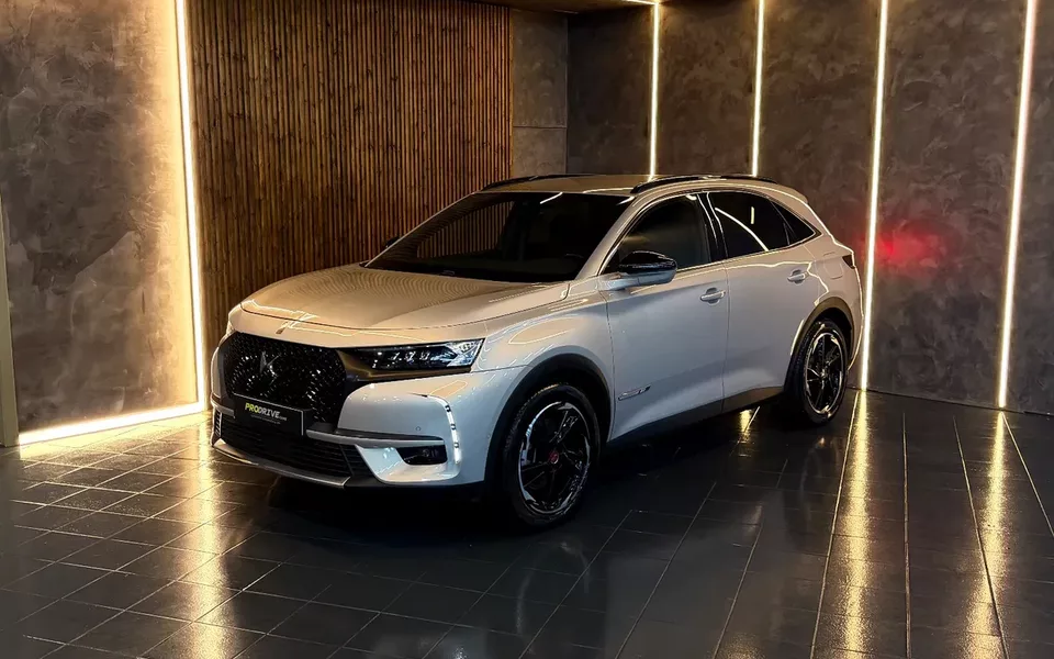 DS DS7 4x4 E-Tense Performance Line+ EAT8