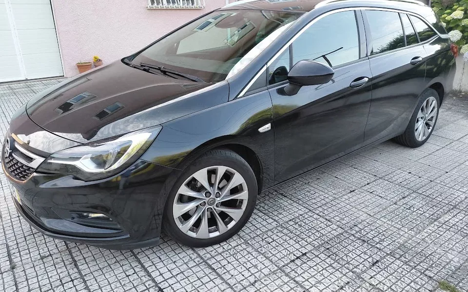 Opel Astra Sports Tourer
