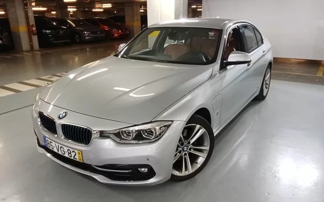 BMW 330 e iPerformance Line Sport