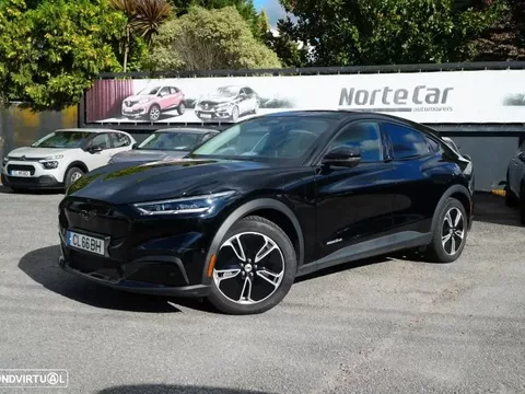 Ford Mustang Mach-E 75.7 kWh Premium AWD