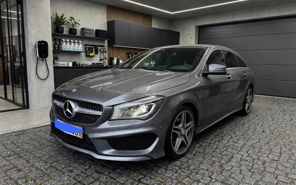 Mercedes-Benz CLA 200 d Shooting Brake AMG Line Aut.