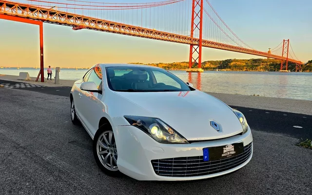 Renault Laguna Coupe 2.0 dCi GT
