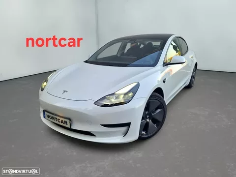 Tesla Model 3 Tração Traseira