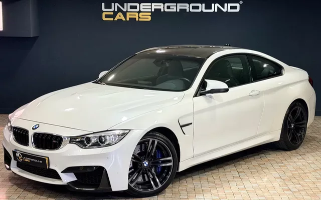 BMW M4 Auto