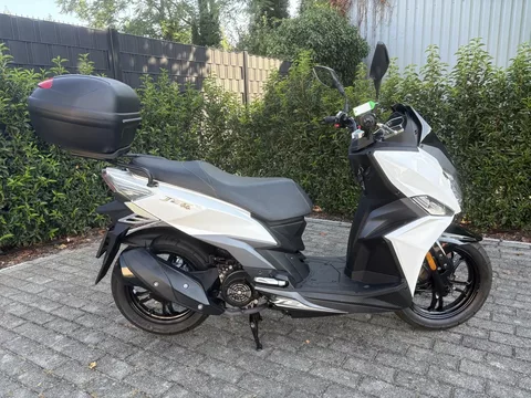 SYM JET 4