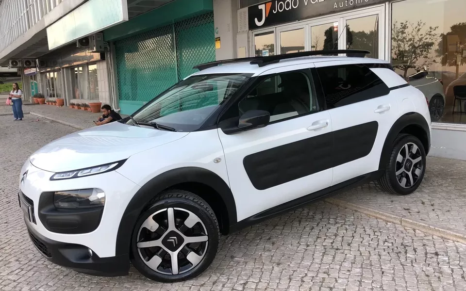 Citroën C4 Cactus 1.6 BlueHDi Feel J17