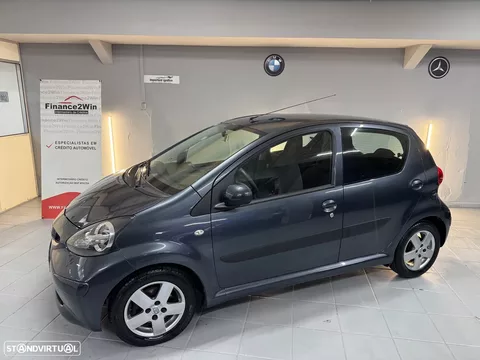 Toyota Aygo 1.0 + AC+VSC