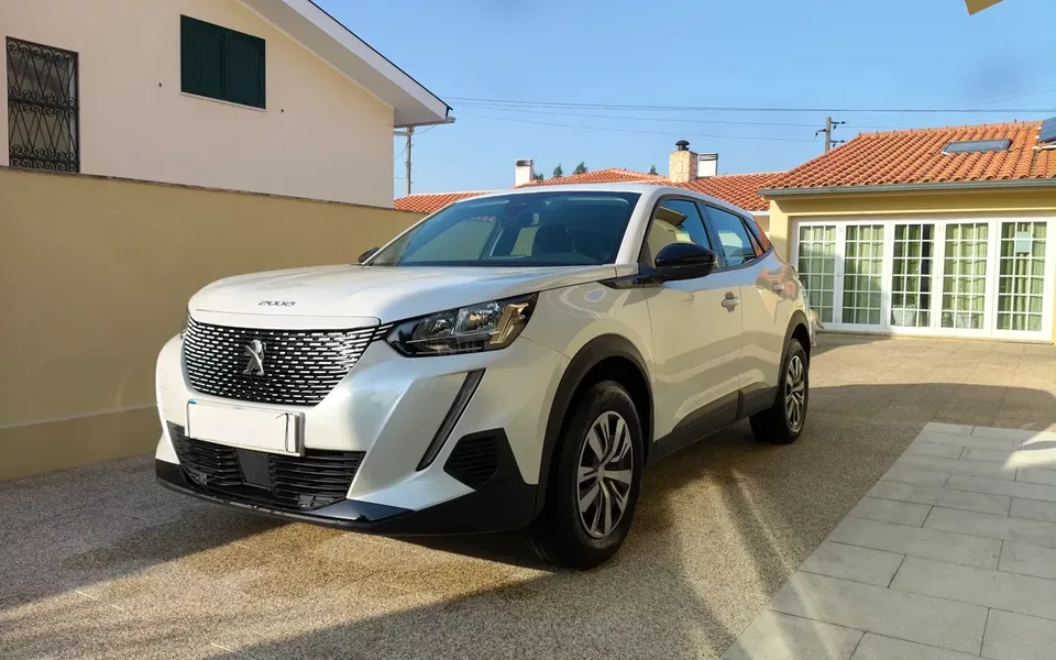 Peugeot e-2008 50 kWh Active Pack