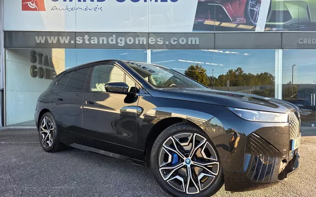 BMW iX xDrive 40 Pack Desportivo