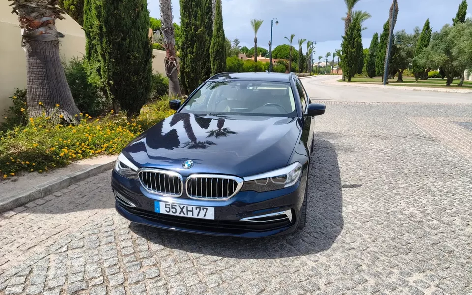 BMW 520 d xDrive Line Luxury Auto