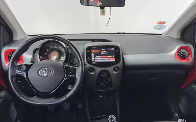 TOYOTA Aygo Aygo 70 x-play
